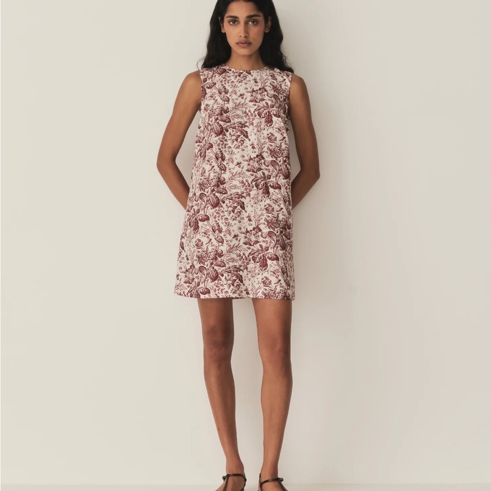 Doen dress NWT